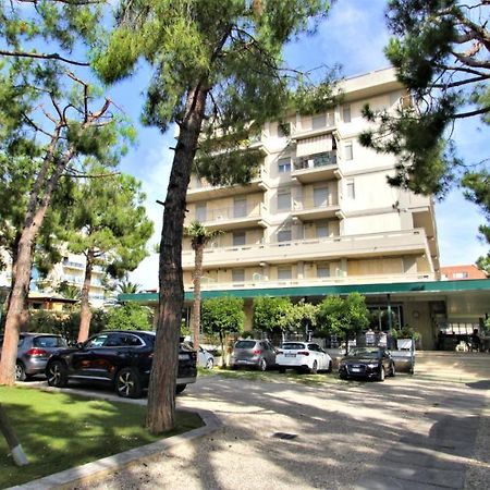 סן בנדטו דל טרנטו Hotel Pineta מראה חיצוני תמונה