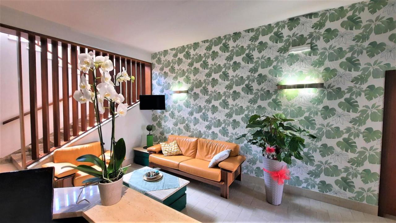 סן בנדטו דל טרנטו Hotel Pineta מראה חיצוני תמונה