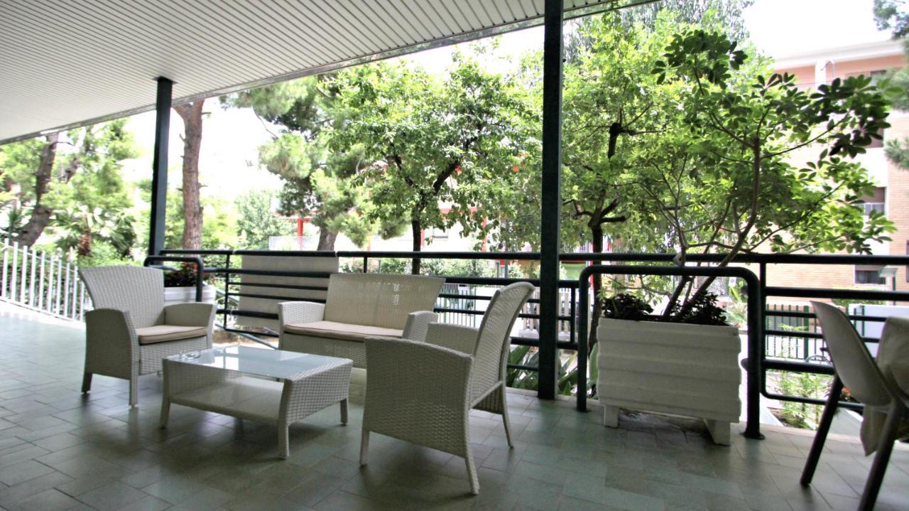 סן בנדטו דל טרנטו Hotel Pineta מראה חיצוני תמונה