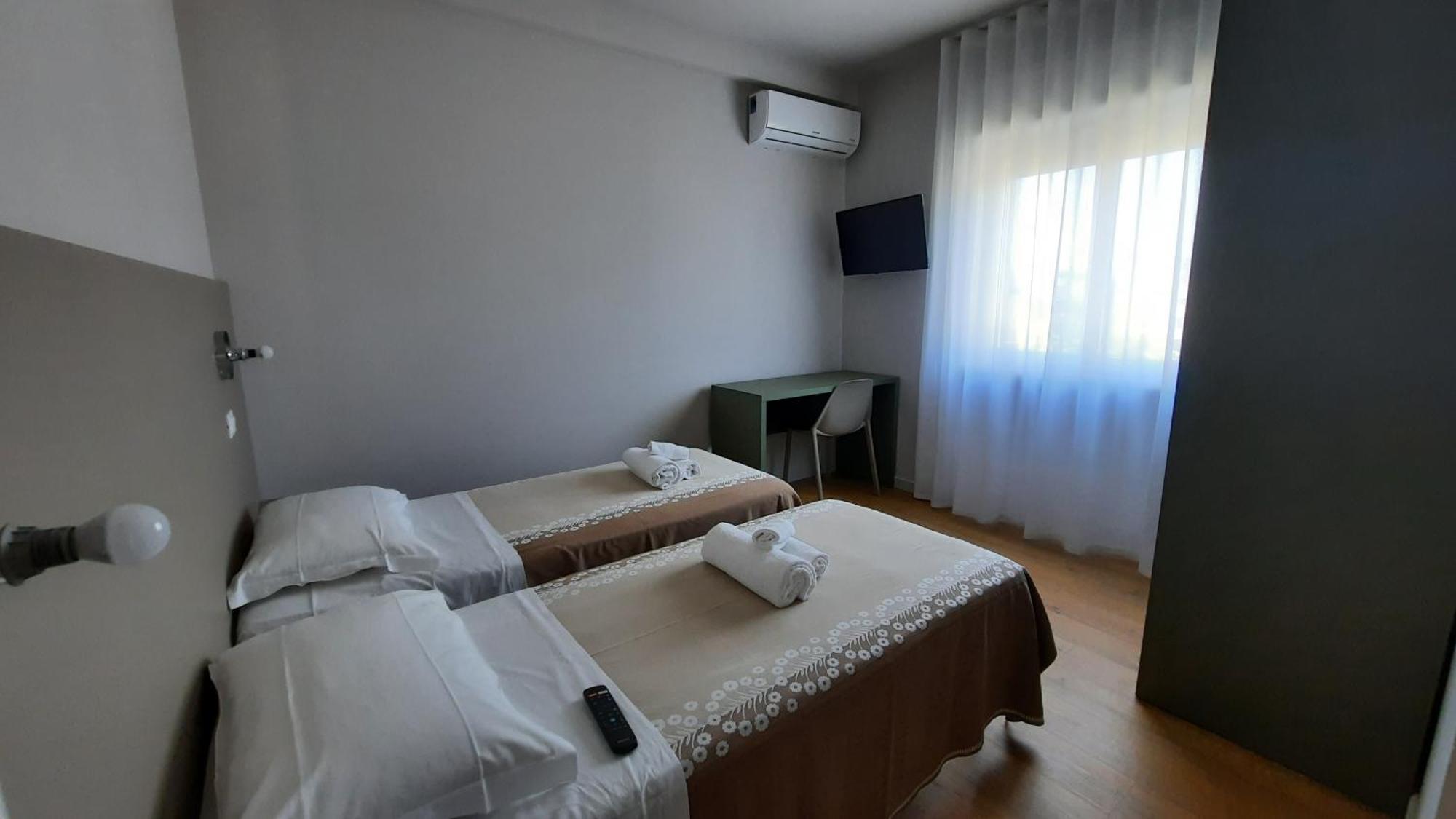 סן בנדטו דל טרנטו Hotel Pineta מראה חיצוני תמונה