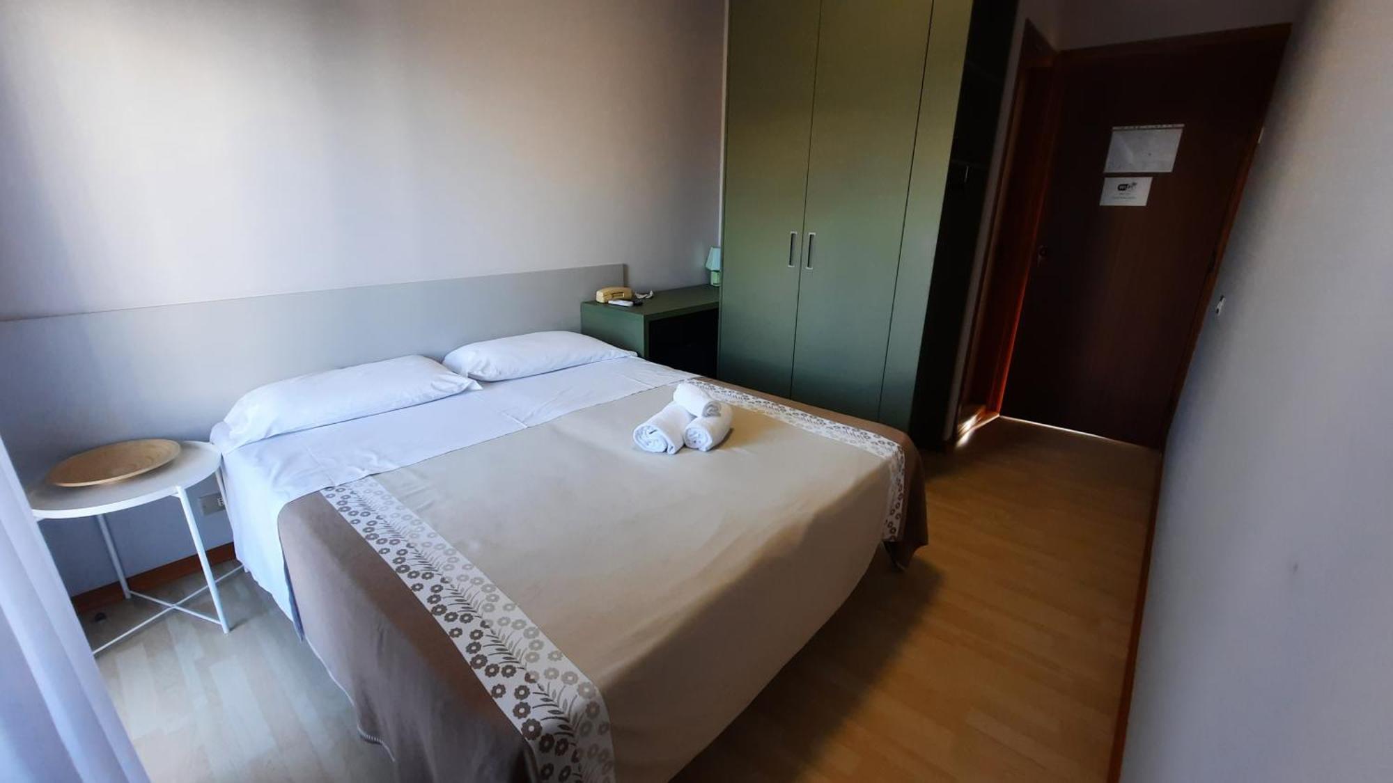 סן בנדטו דל טרנטו Hotel Pineta מראה חיצוני תמונה