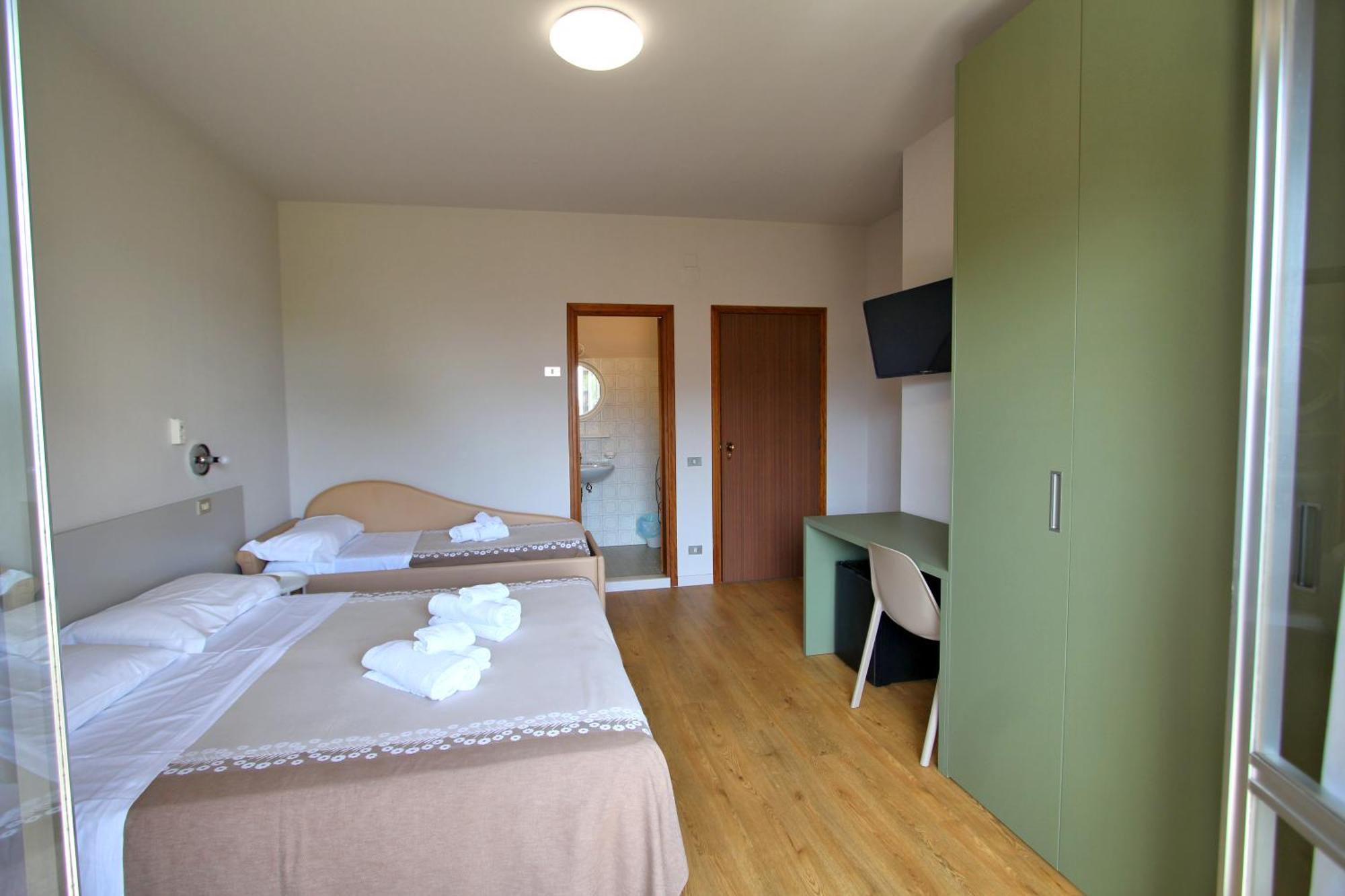 סן בנדטו דל טרנטו Hotel Pineta מראה חיצוני תמונה